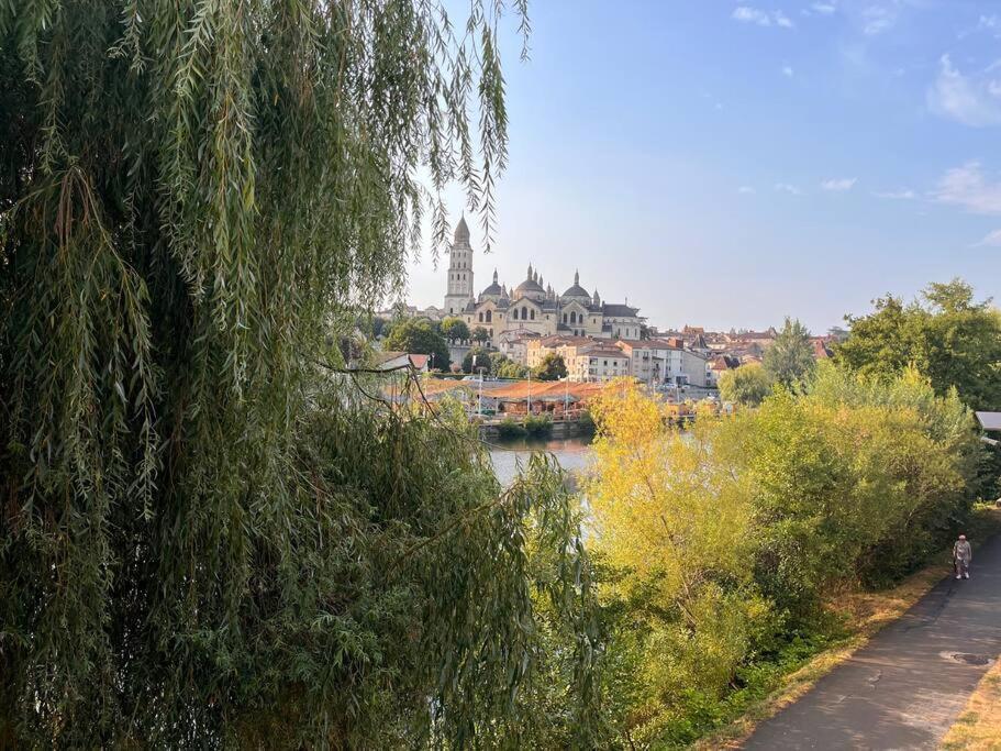 Апартаменты Balcon Sur La Riviere Периго Экстерьер фото