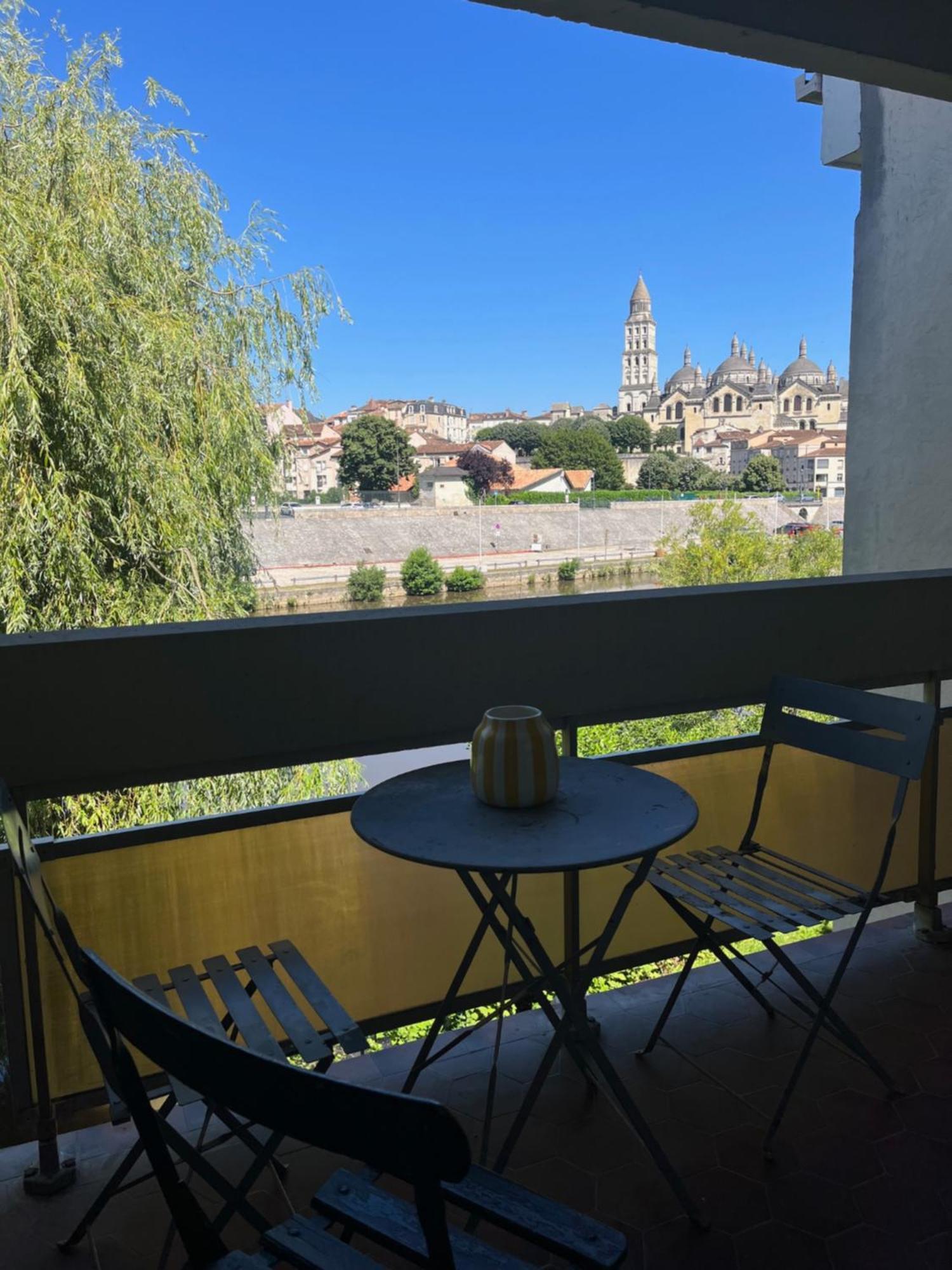 Апартаменты Balcon Sur La Riviere Периго Экстерьер фото